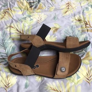 Cobb Hill Rev Lite Brown Adjustable Leather Sandals 10 Wide